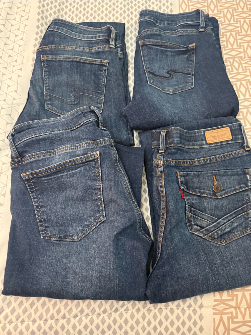 Silver Jeans Straight Leg Jeans in Blue Denim (Set of 4)